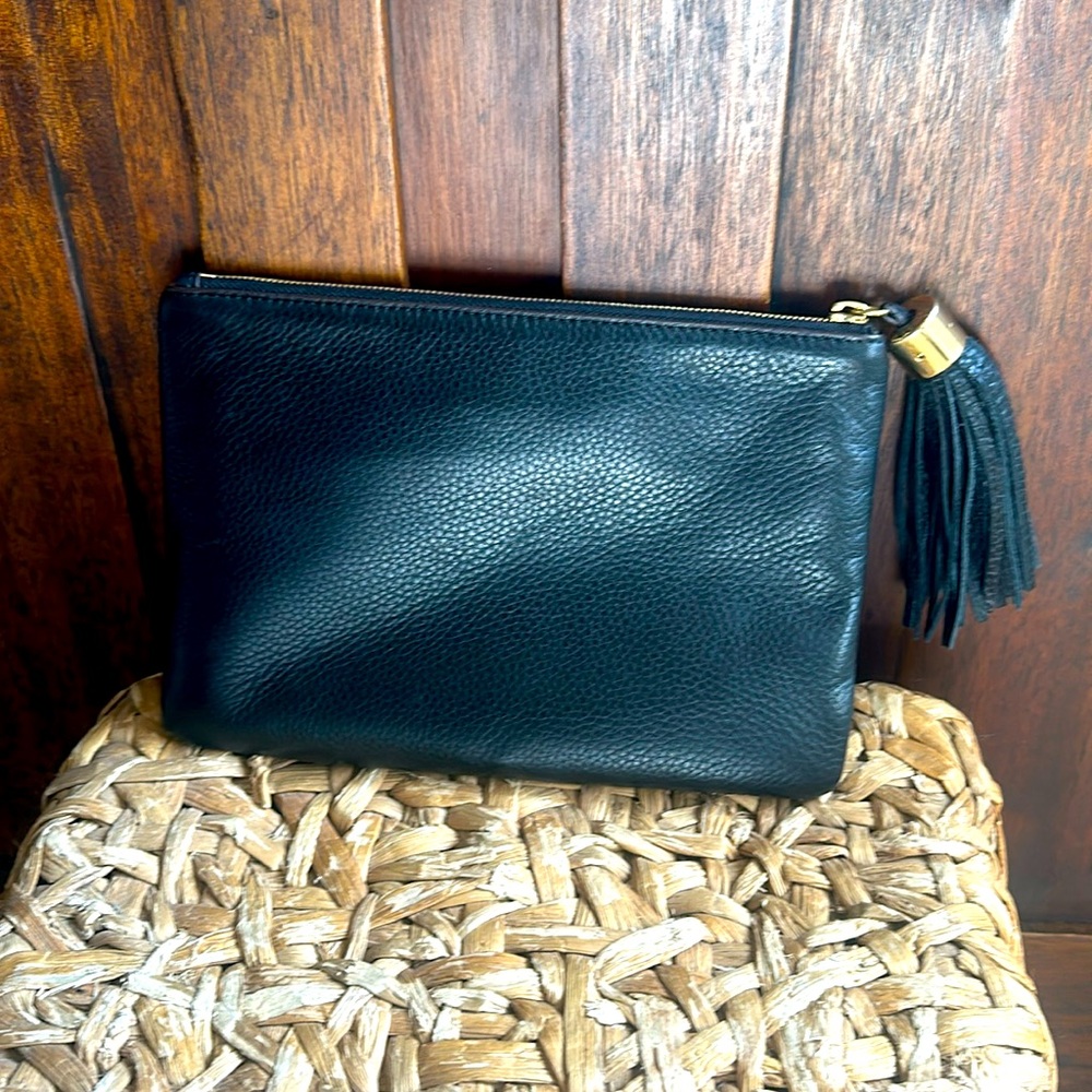 G. I. L. L . Halo clutch.